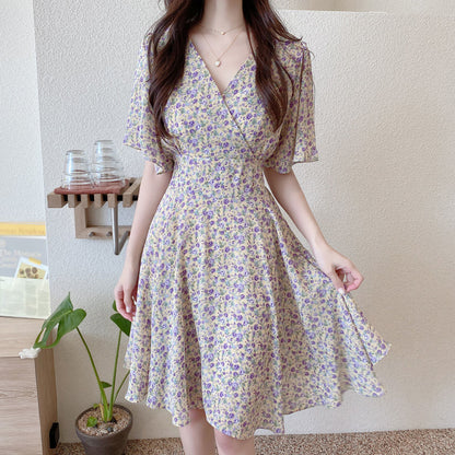 Waisted Short-Sleeved Chiffon V-Neck Floral Dress