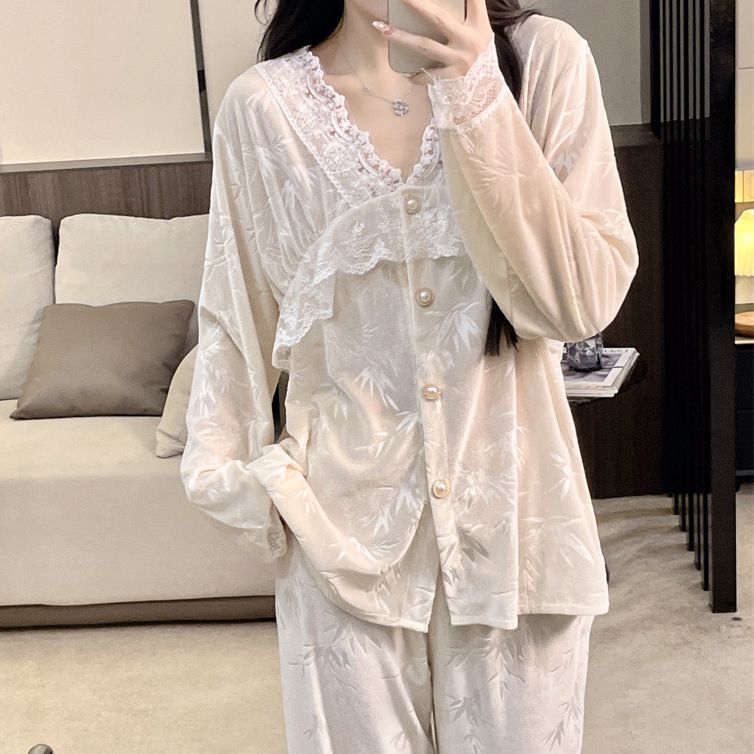 Lace Edge V-Neck Velvet Home Pajamas Set