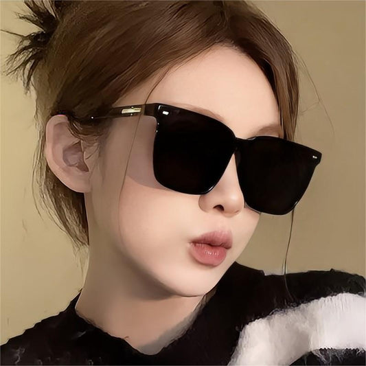 Black Fashionable Sunglasses