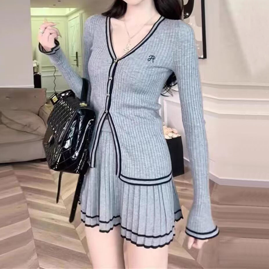 Set Long Sleeve Knitted Top Pleated Skirt Sweater