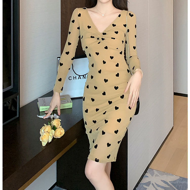 Heart Pattern Twisted Pleated Long-Sleeved Slim Dress