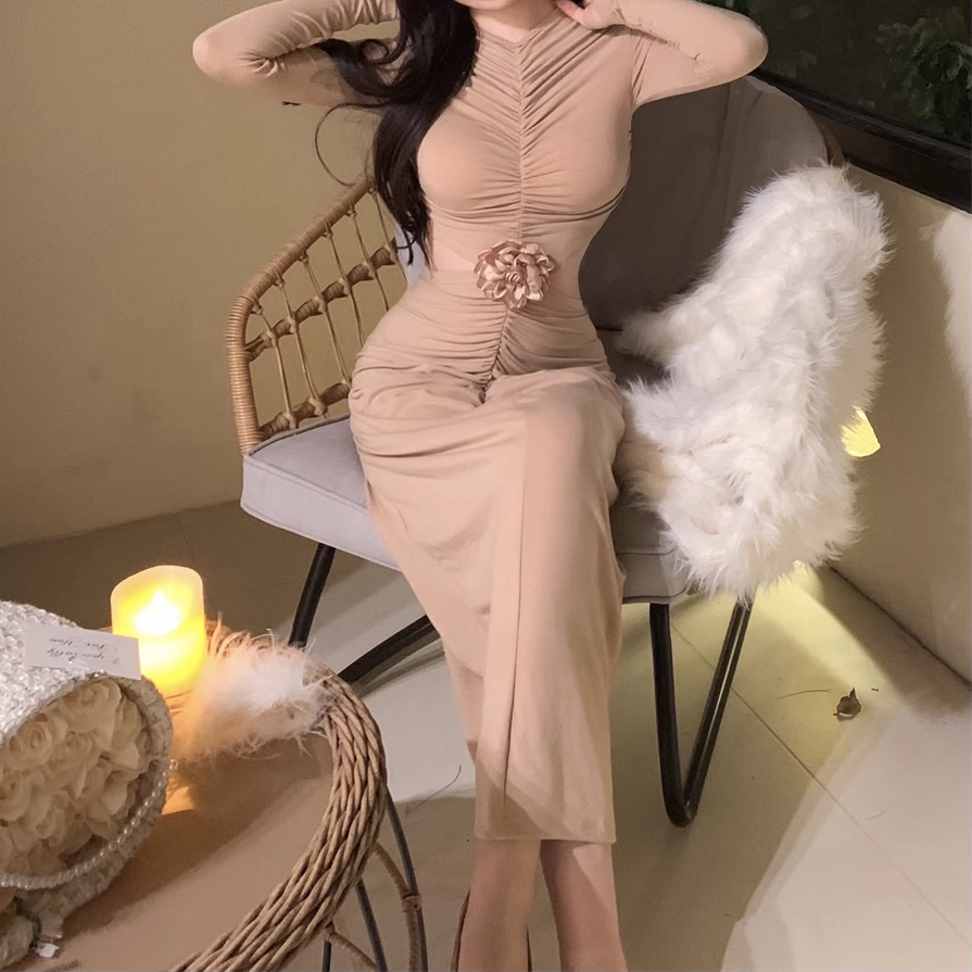 Waist-Baring Pleated Flower Long Sleeve Slim Dress