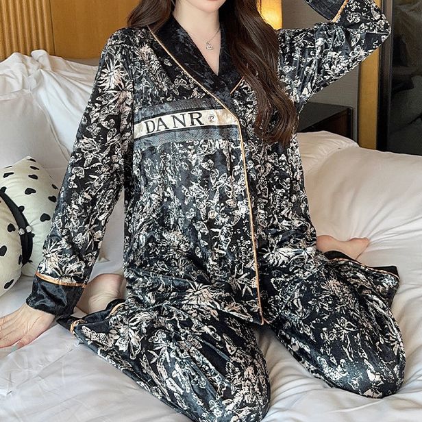 Button Light Luxury Lapel Velvet Pajamas Set