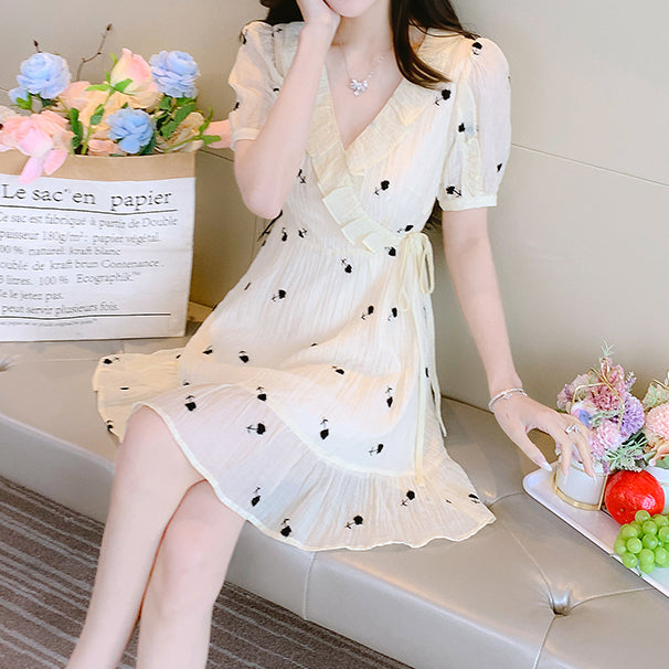 Puff Sleeve V-Neck Chiffon Waisted Floral Dress