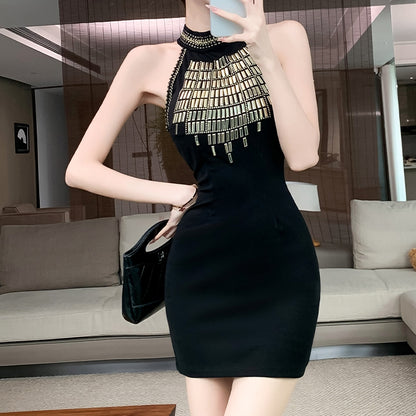 Round Neck Sequined Sleeveless Slim Black Dress