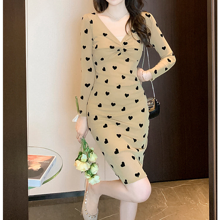 Heart Pattern Twisted Pleated Long-Sleeved Slim Dress