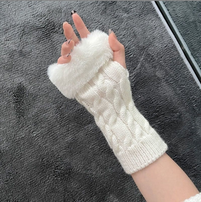 Knitted Wool Half-Finger Cute Twist Plush Thickened Fingerless Gloves