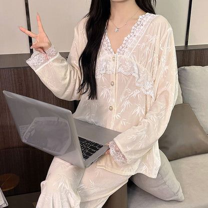 Lace Edge V-Neck Velvet Home Pajamas Set