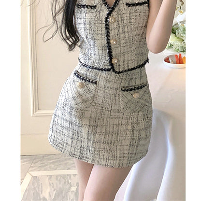 Sleeveless V-Neck Top Plaid Skirt Elegant Set