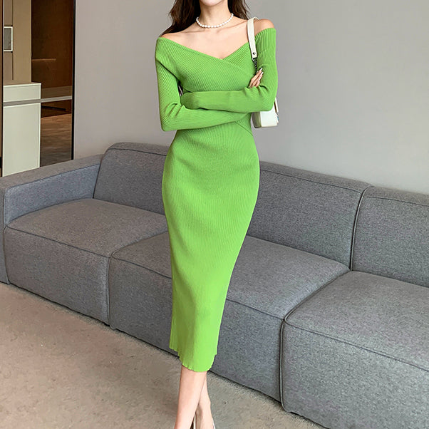 V-Neck Retro Solid Color Wrap Hip Knitted Dress