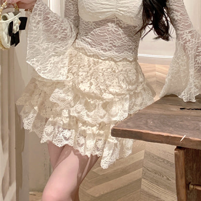 Waist-Cinching Sexy Lace Top And Puffy Skirt Set