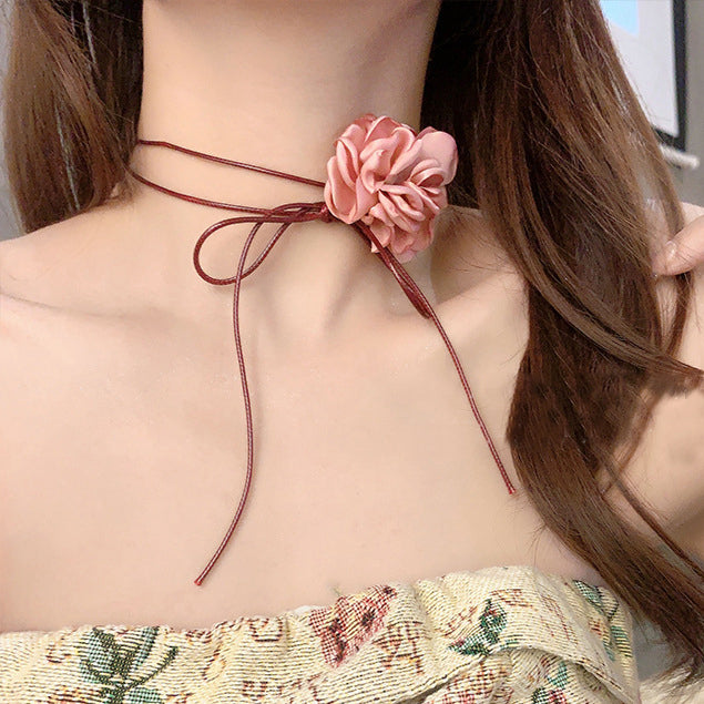 Three-Dimensional Camellia Tie Necklace