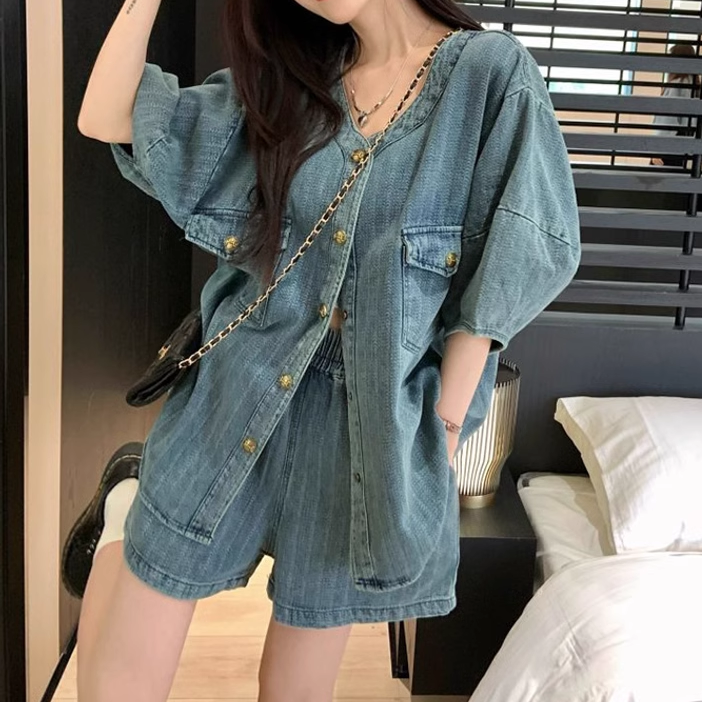 Loose V-Neck Denim Top Wide-Leg Shorts Set