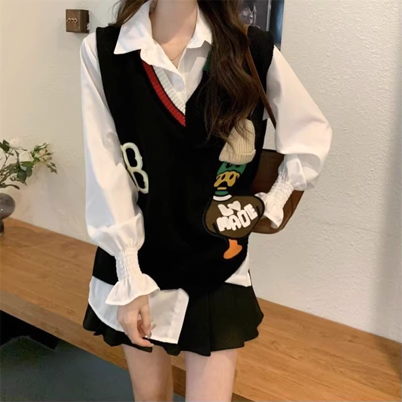 Cartoon Color Block V-Neck Loose Sweater Vest