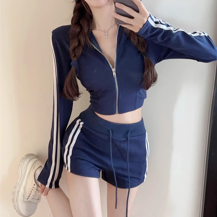 Long-Sleeve Striped Zip Top Stretch Shorts Set