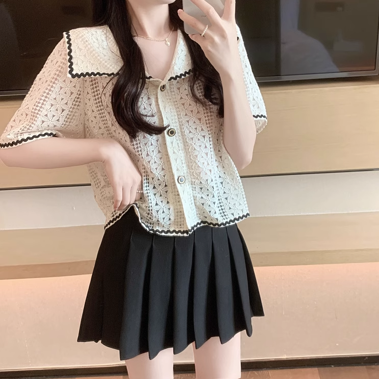 Large Lapel Lace Shirt Top Pleated Short Skirt Set