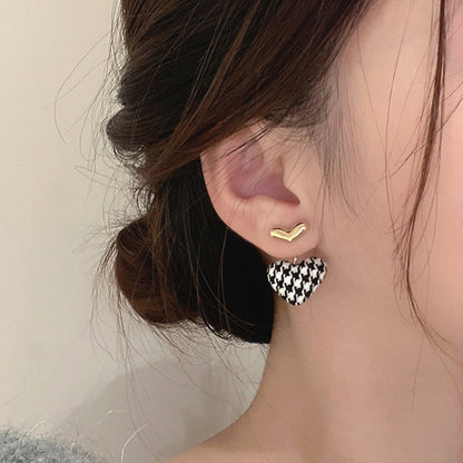 Silver Needle Houndstooth Love Stud Earrings