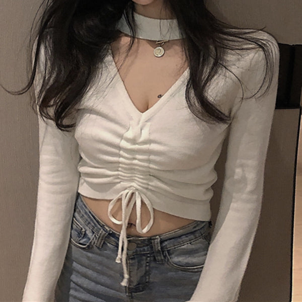 Halter Neck V-Neck Long-Sleeved Knitted Crop Top