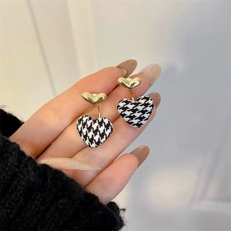 Silver Needle Houndstooth Love Stud Earrings