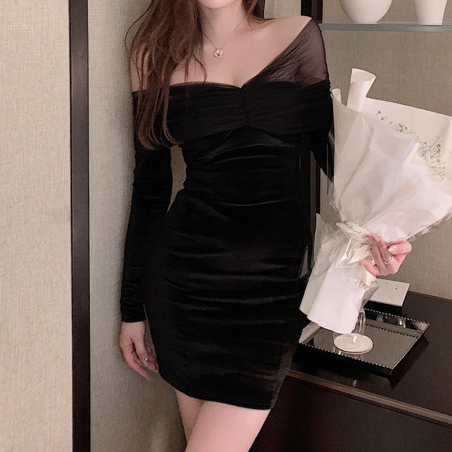 Black Velvet V-Neck Off-The-Shoulder Short Dress