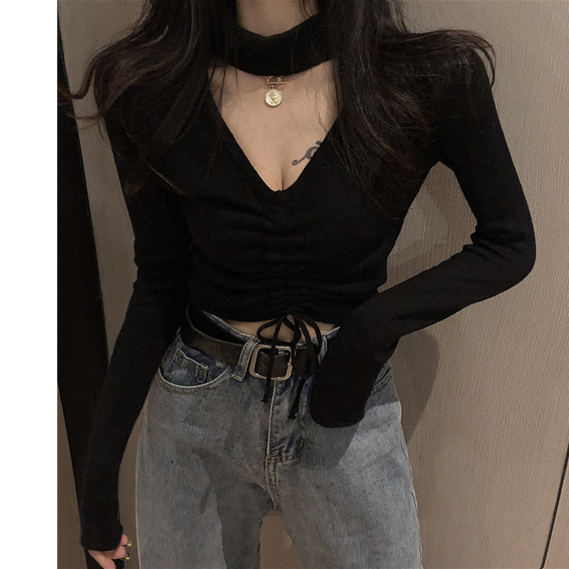 Halter Neck V-Neck Long-Sleeved Knitted Crop Top