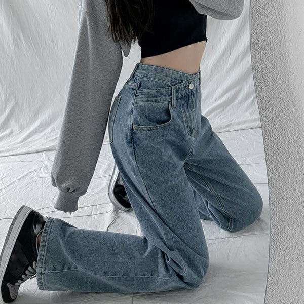 Loose High-Rise Straight-Leg Pants Jeans