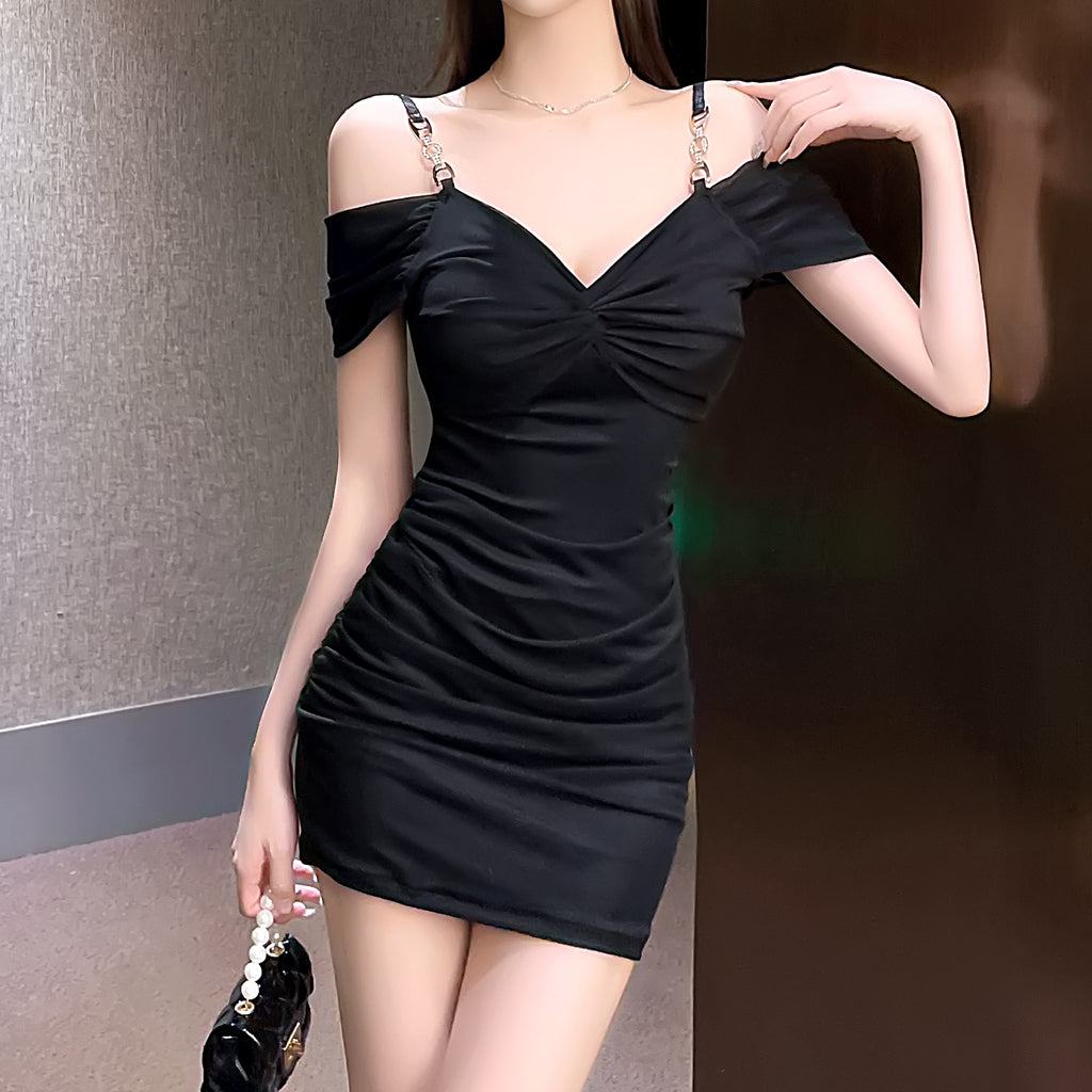 Twisted V-Neck Pleated Slim Fit Slip Dress