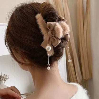 Bow Plush Pearl Tassel Shark Hair Clip