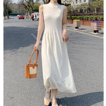 Round Neck Sleeveless Waist Slim Knit Dress