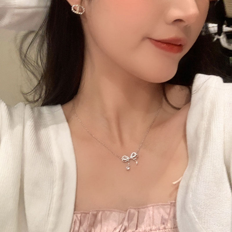 Bow Knot Light Luxury Zircon Pendant Sweet Clavicle Necklace