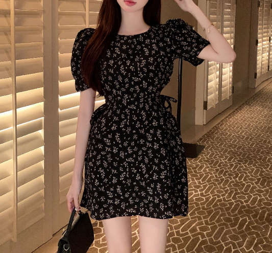 Fashionable Slim Small Floral Short Dress